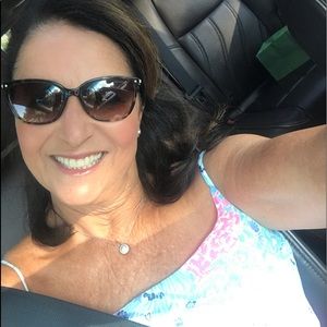 Meet your Posher, Phyllis